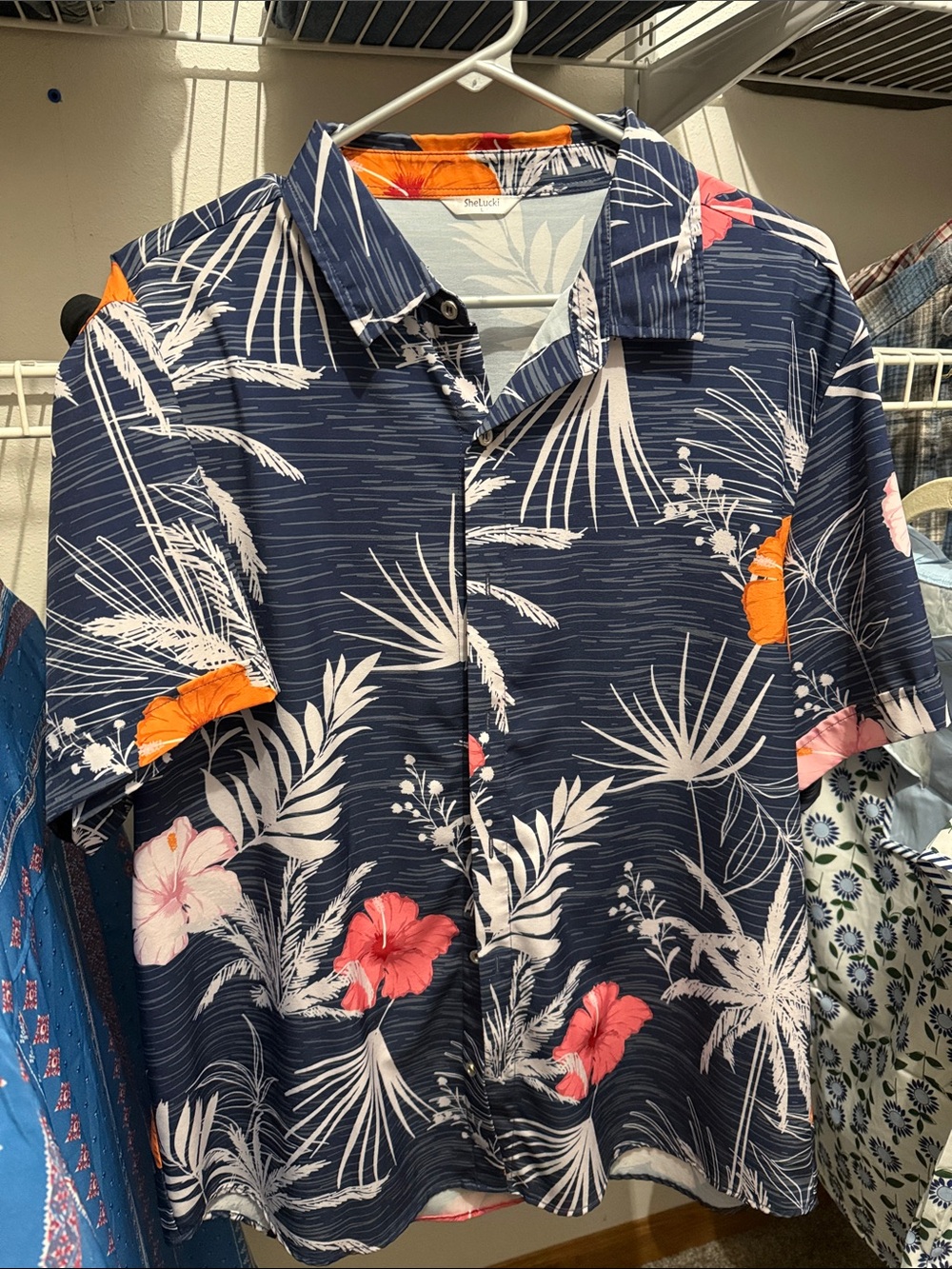 Men's Navy Floral Short-Sleeve Button Shirt
